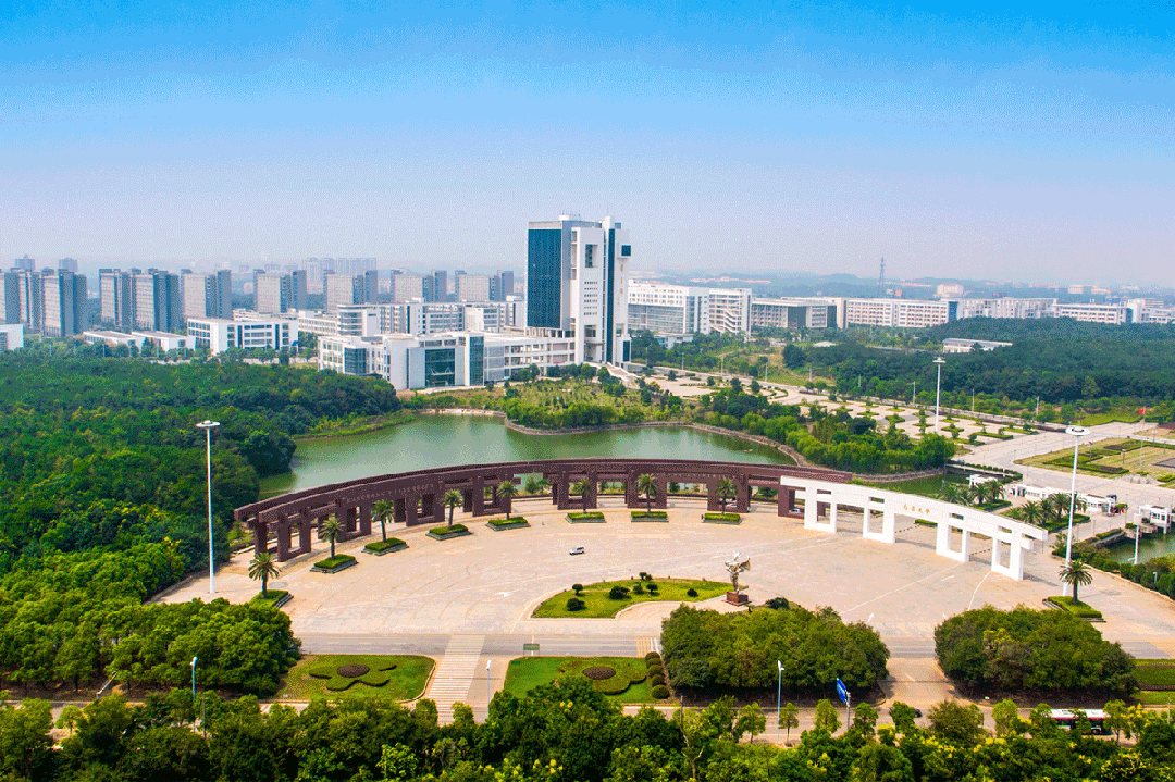 南昌大学国际本科2026年4月招生考试通知